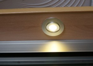 Подсветка из светодиодов для шкафов-купе
