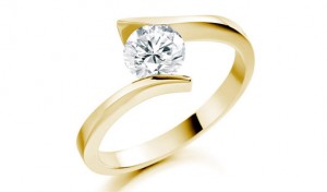 Кольца с бриллиантом – выгодный и лучший подарок для женщины