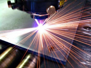 Лазерная обработка металлических заготовок