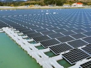 japanese-engineers-have-built-a-super-efficient-floating-solar-plant